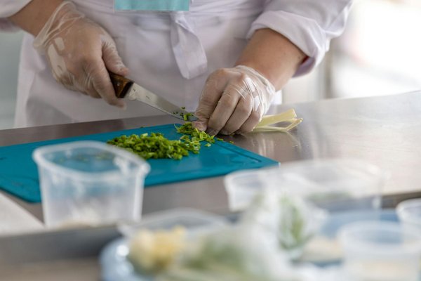 Quali sono i benefici di cucinare con ingredienti di stagione?